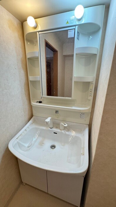 物件内観写真12　(洗面)