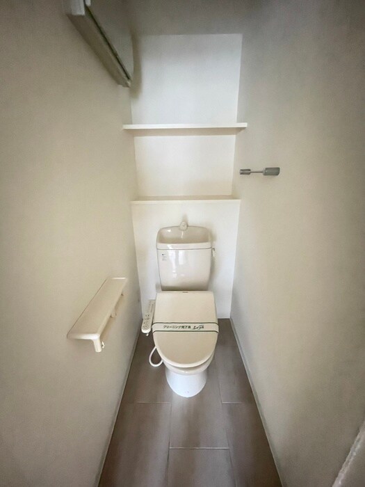 物件内観写真15　(トイレ)