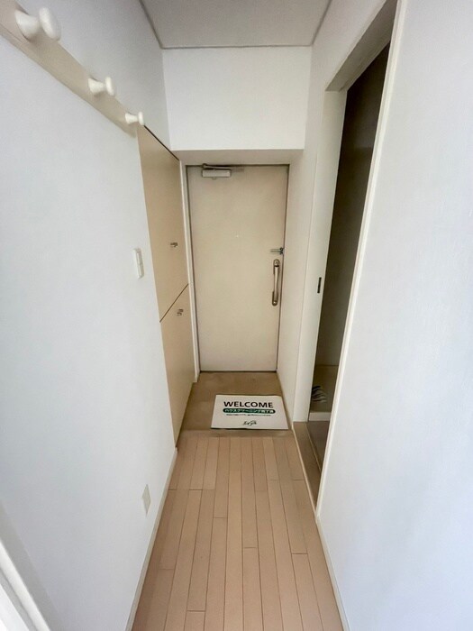 物件内観写真17　(玄関)