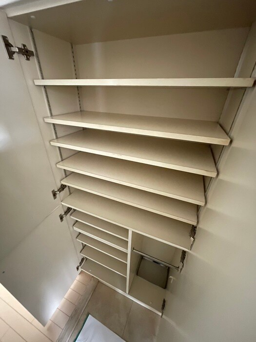 物件内観写真18　(靴箱)