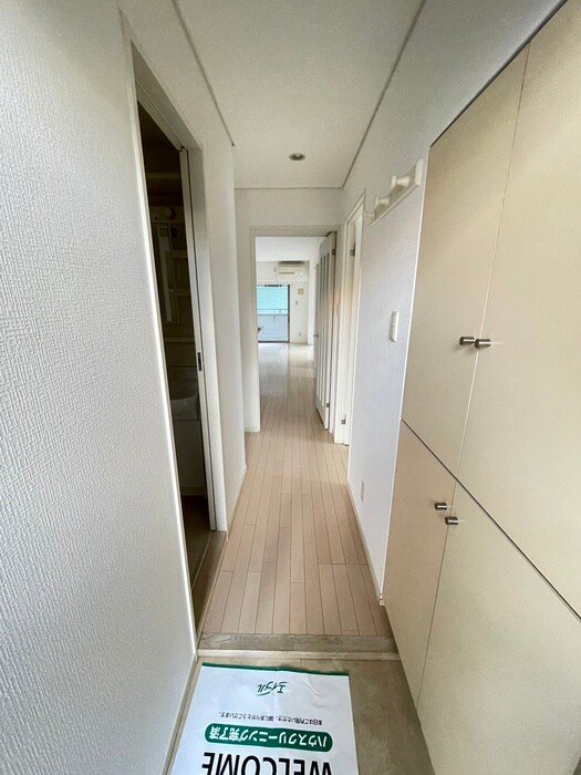 物件内観写真19　(廊下)