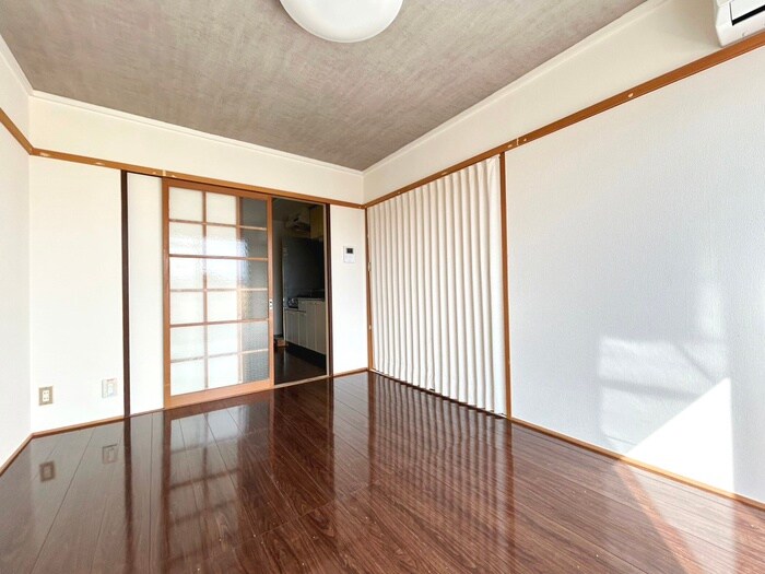 物件内観写真7　(居室)