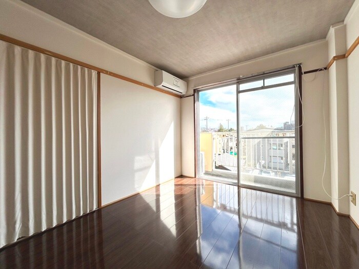 物件内観写真22　(居室)