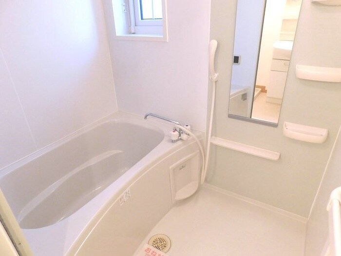 物件内観写真6　(バス／シャワールーム等)