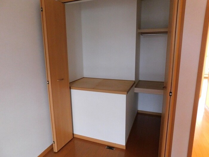 物件内観写真7　(収納)