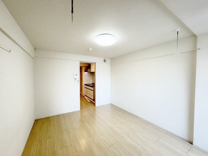 物件内観写真18　(居室)