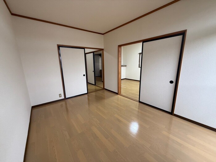 物件内観写真8　(居室)