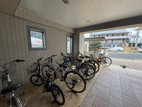 駐輪場