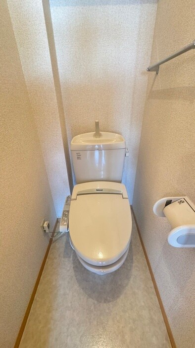 物件内観写真11　(トイレ)