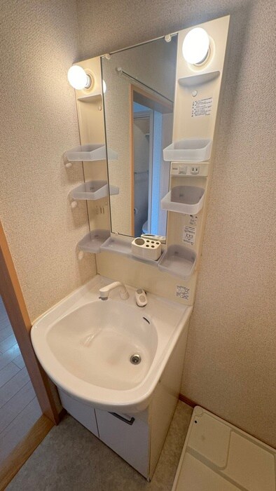 物件内観写真12　(洗面)