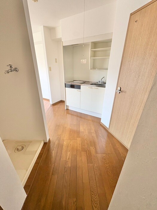 物件内観写真12　(廊下)