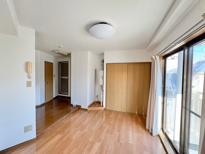 物件内観写真16　(居室)