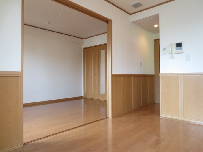 物件内観写真8　(居室)