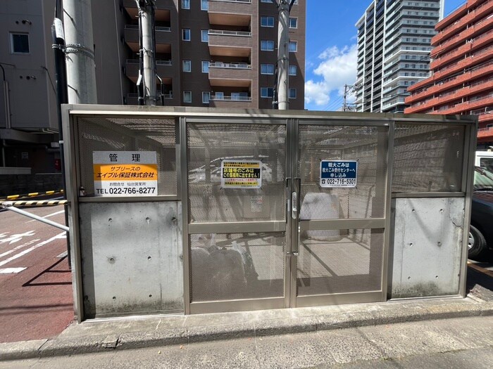 物件外観写真4　(建物設備)