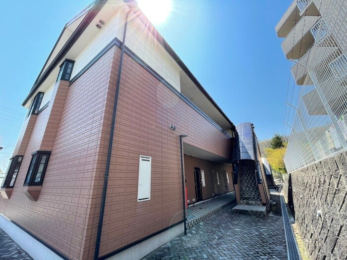 物件外観写真6　(駐輪場)