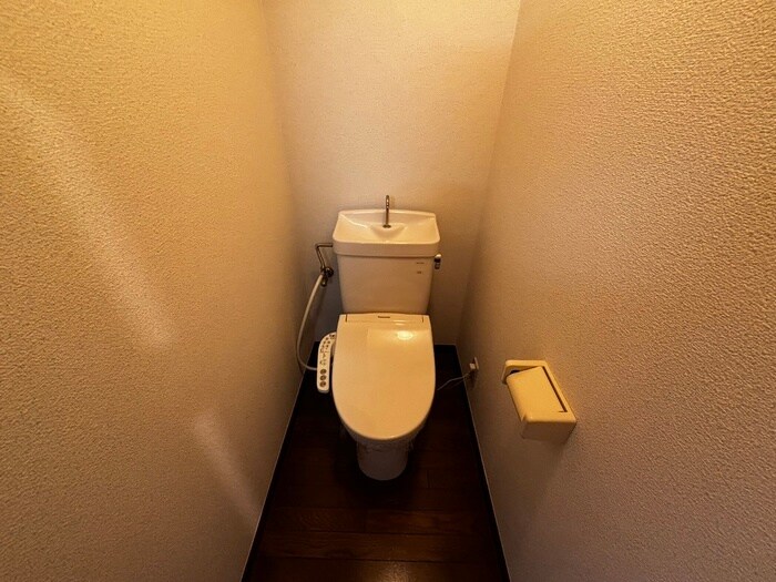 物件内観写真12　(トイレ)