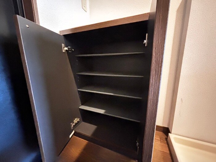 物件内観写真15　(靴箱)