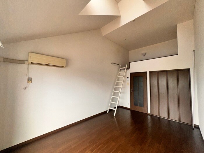 物件内観写真8　(居室)