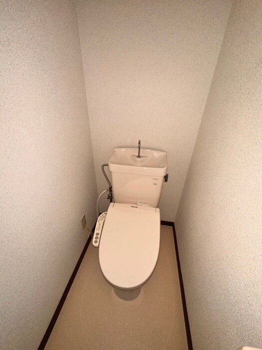 物件内観写真13　(トイレ)