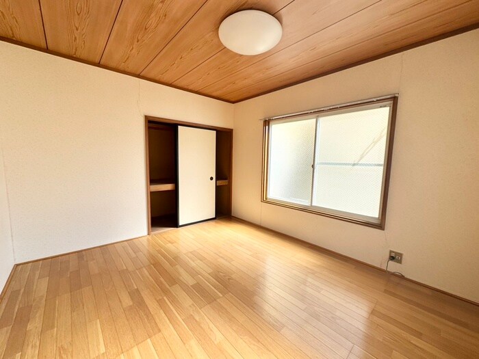 物件内観写真6　(居室)