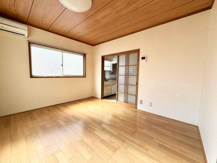 物件内観写真8　(居室)