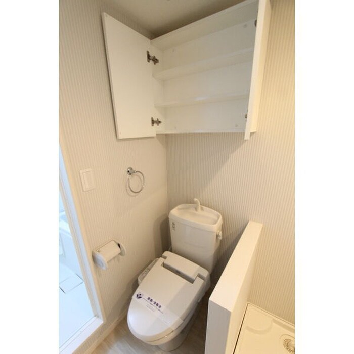 物件内観写真13　(トイレ)