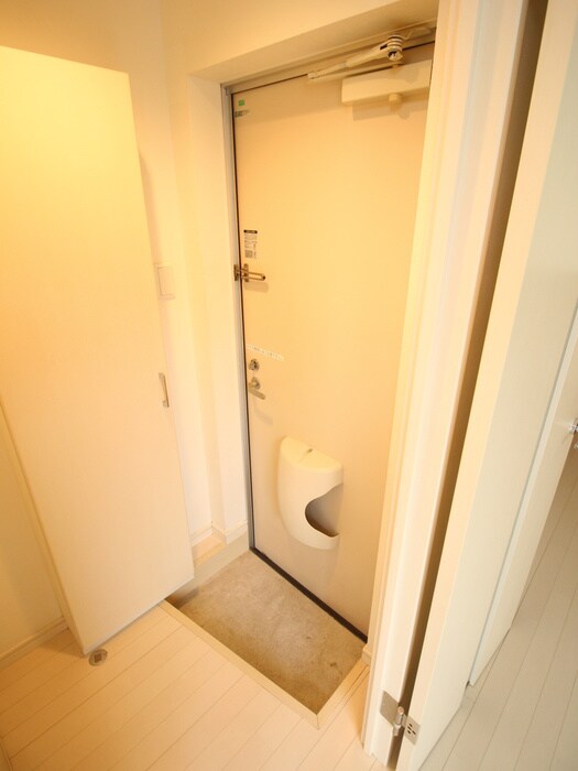 物件内観写真17　(玄関)