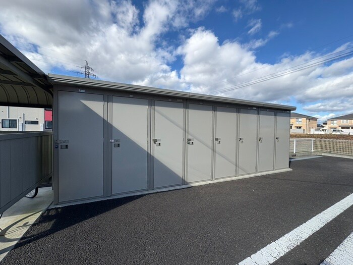 物件外観写真6　(建物設備)