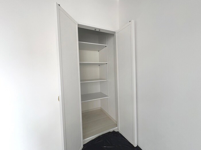 物件内観写真11　(収納)