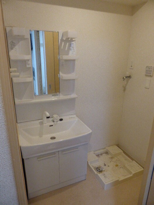 物件内観写真10　(洗面)