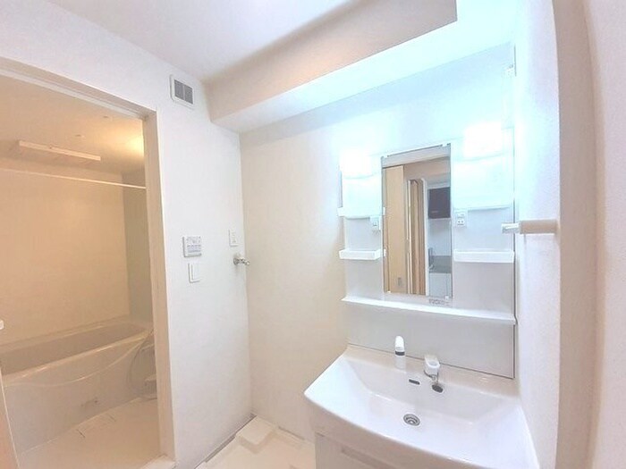 物件内観写真11　(洗面)