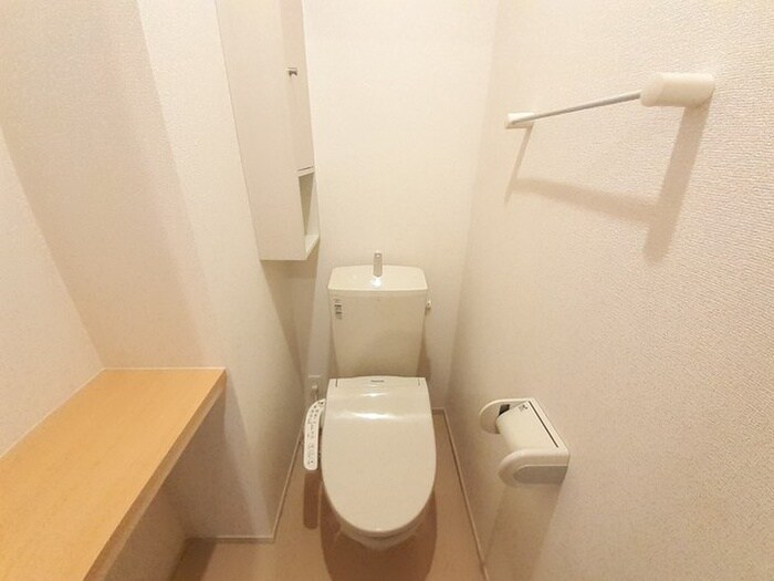 物件内観写真12　(トイレ)