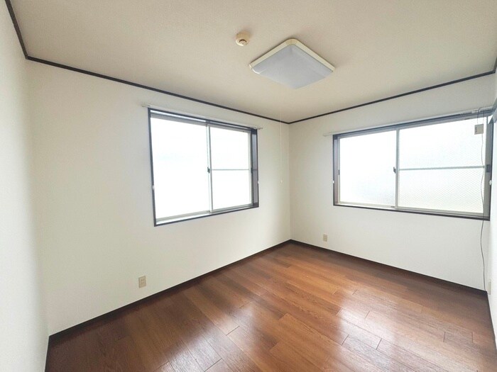 物件内観写真18　(居室)