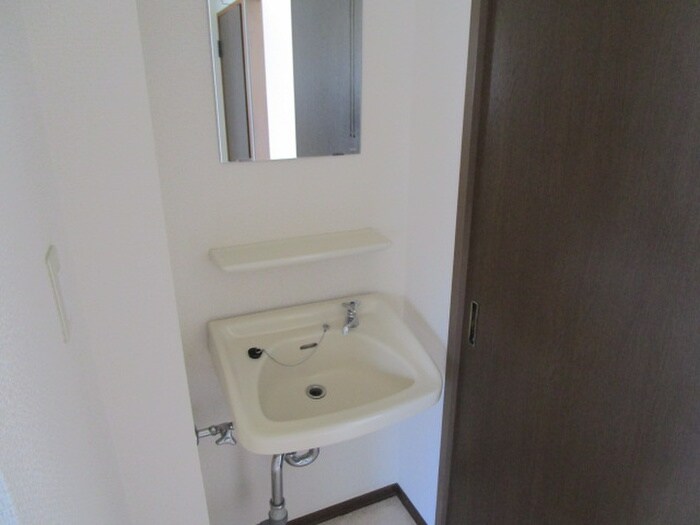 物件内観写真11　(洗面)