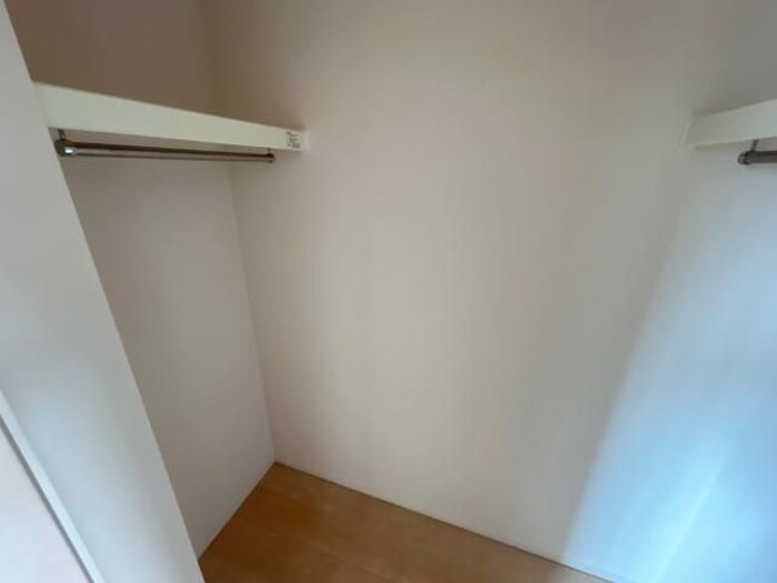 物件内観写真7　(収納)