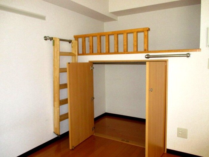 物件内観写真8　(収納)