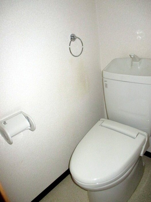 物件内観写真15　(トイレ)