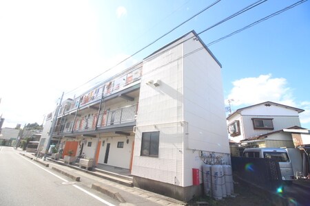 ドミドールコーポ外観写真