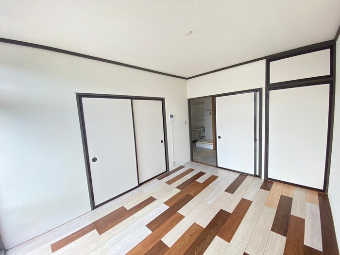 物件内観写真7　(居室)