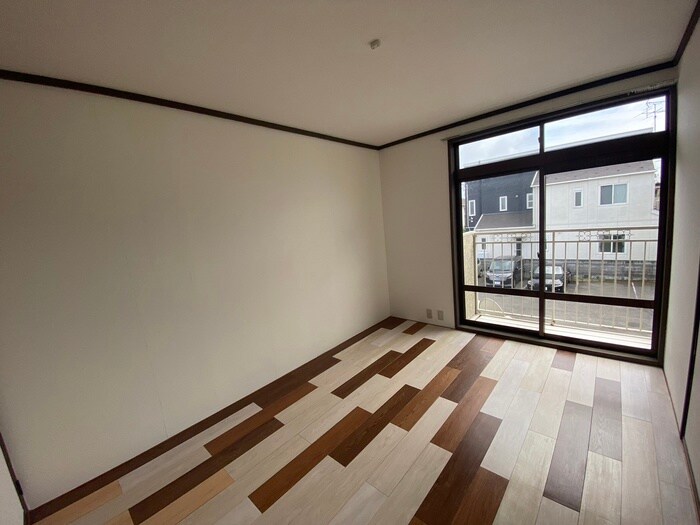 物件内観写真8　(居室)