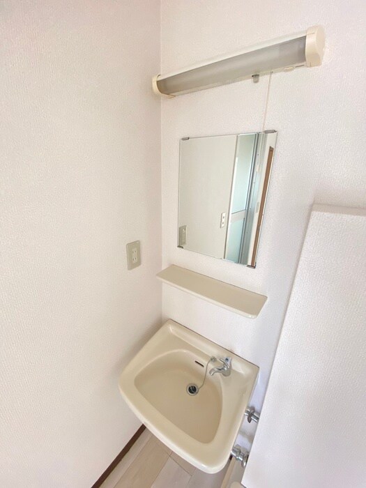 物件内観写真12　(洗面)