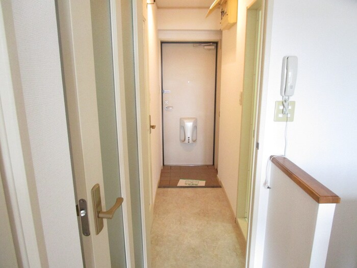 物件内観写真20　(廊下)