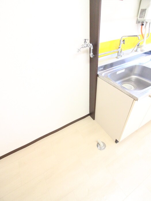 物件内観写真13　(洗濯機置場)