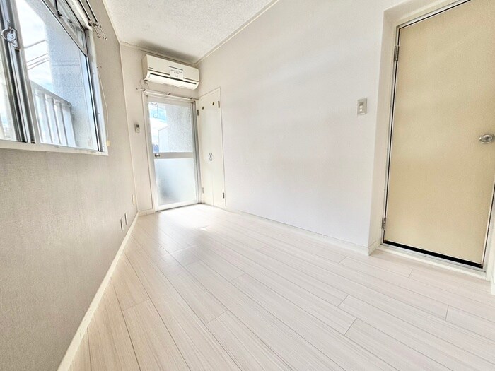 物件内観写真7　(居室)