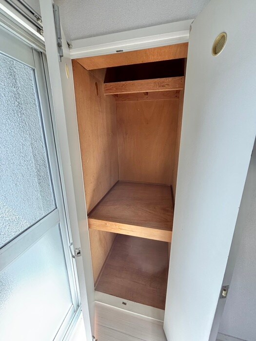 物件内観写真10　(収納)