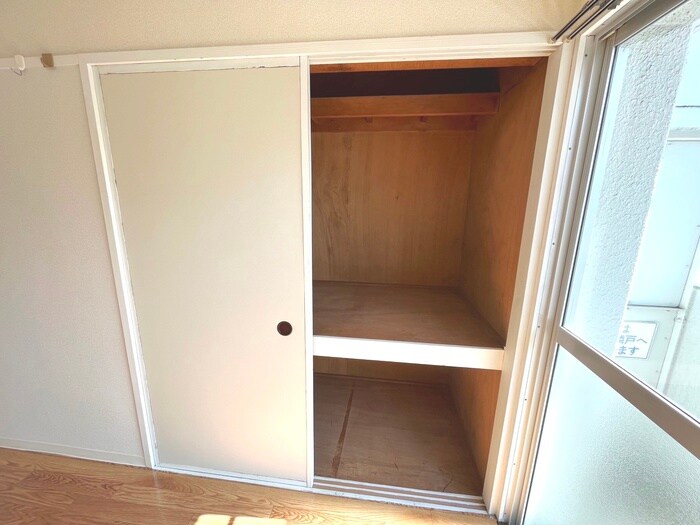 物件内観写真10　(収納)