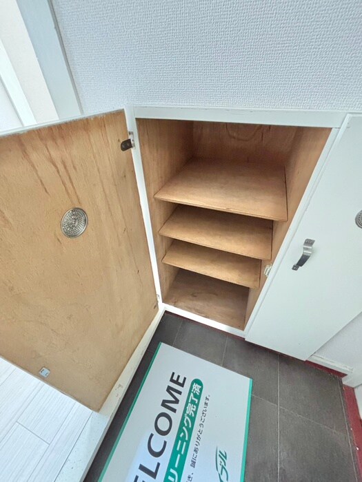 物件内観写真17　(靴箱)