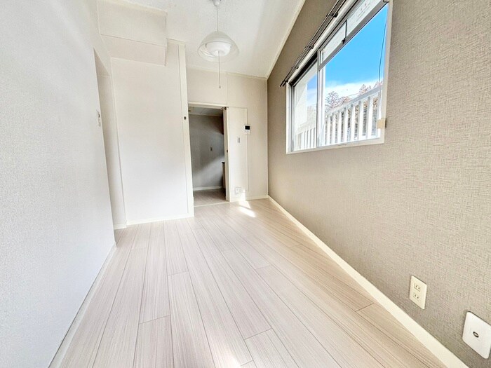 物件内観写真22　(居室)