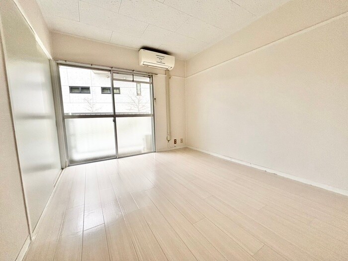 物件内観写真22　(居室)