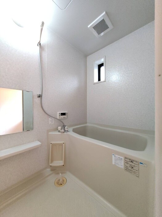 物件内観写真13　(バス／シャワールーム等)